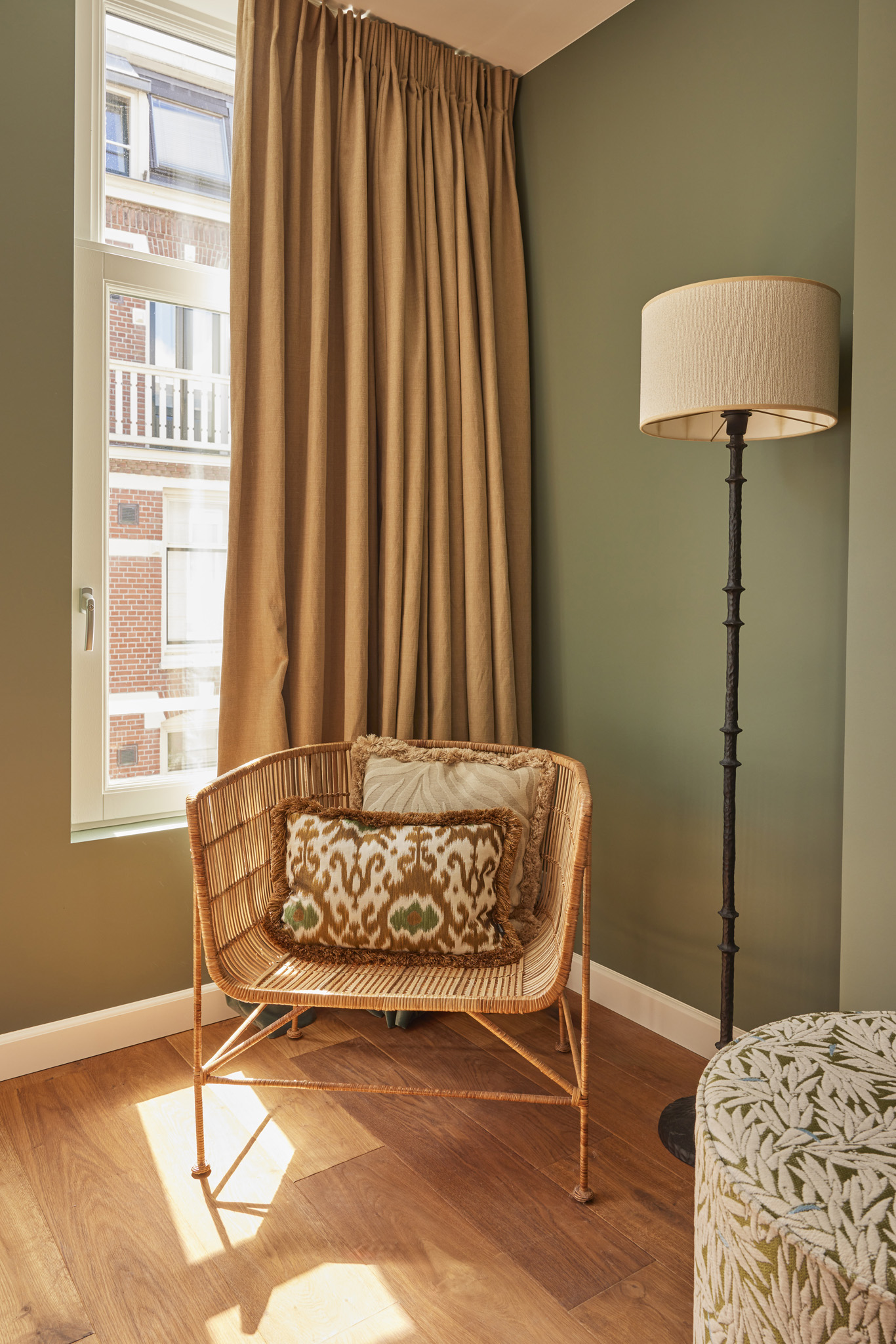 placeholder image-sq