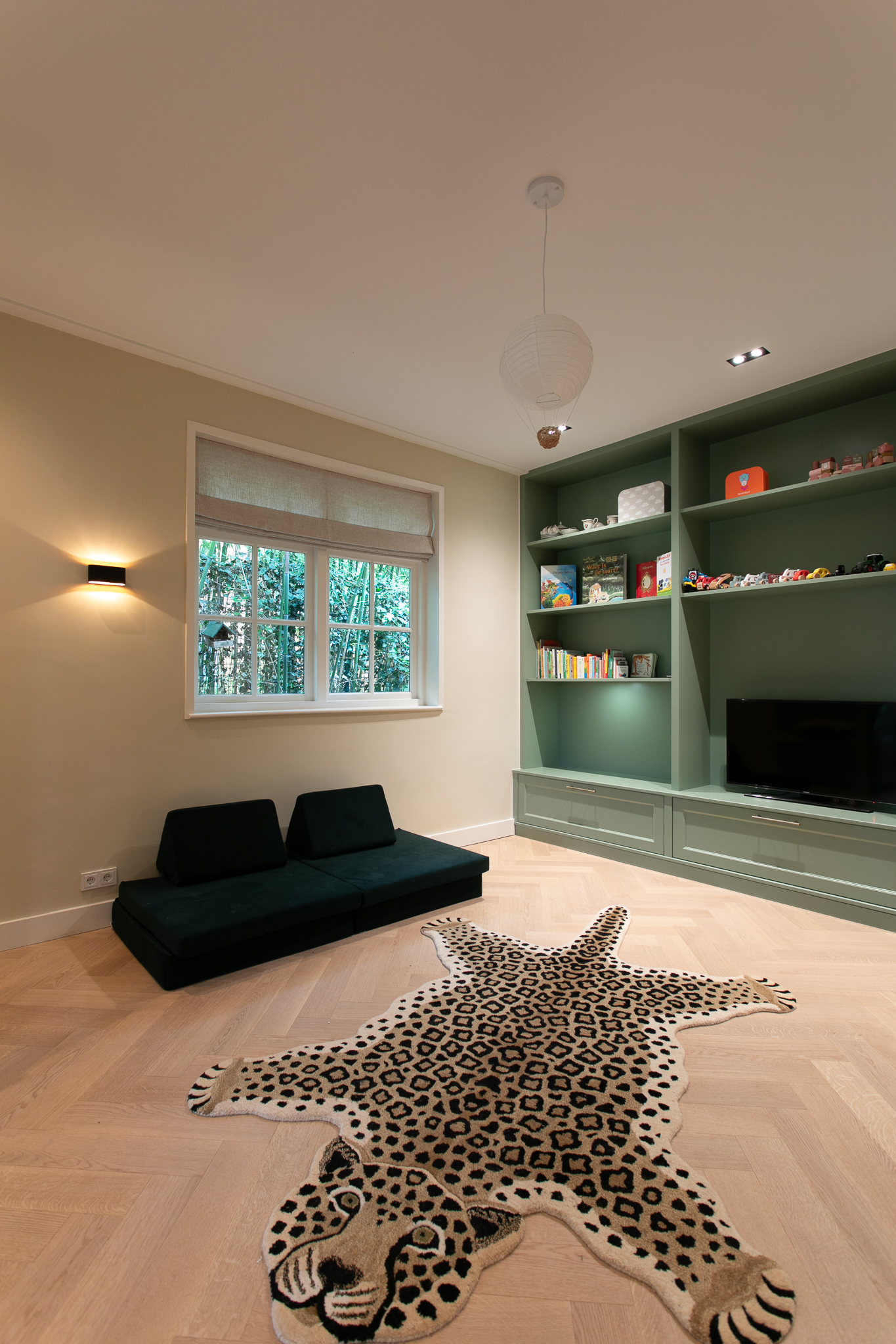 placeholder image-sq